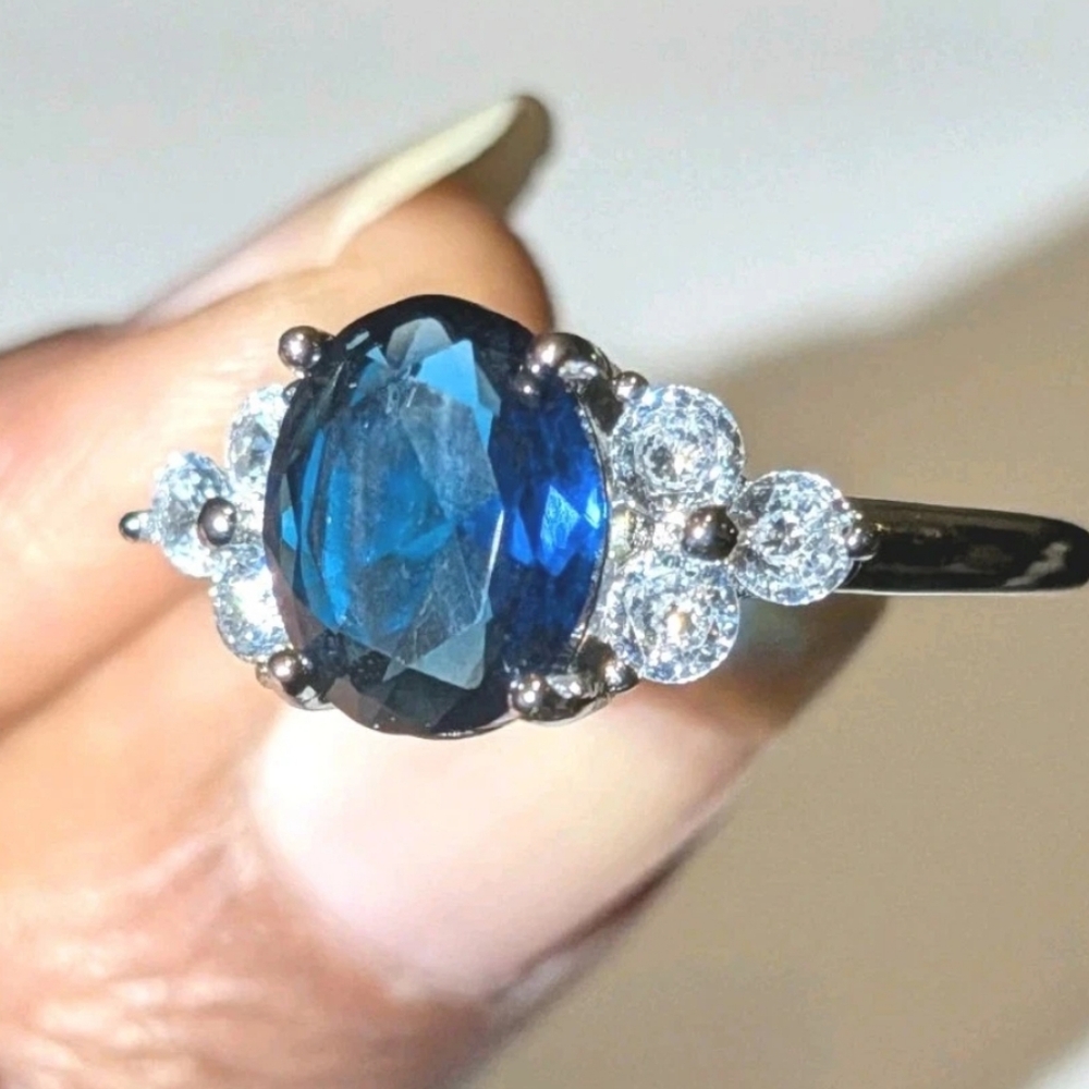 Dazzling 8 Ct Brilliant Cut Deep Sapphire Gem Stone Engagement Ring Sz 11